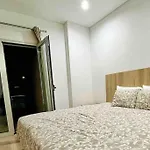 Experience 50m From The Sanctuary Apartamento *