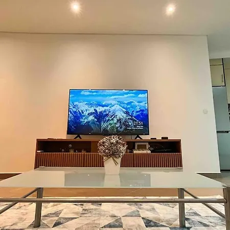 Experience 50 Metros Do Santuario De Apartment Fatima