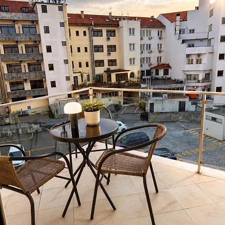 아파트 Experience 50m From The Sanctuary